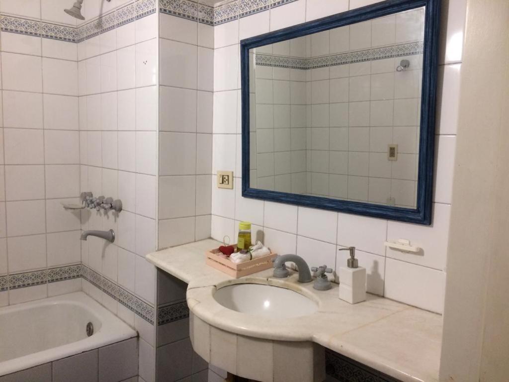 Veinticinco Casa De Huespedes Villa Мендоса Екстериор снимка